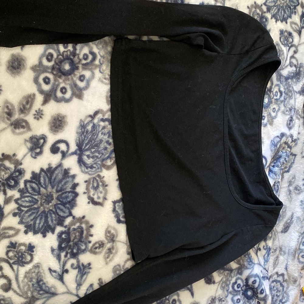 SHEIN black crop long sleeve